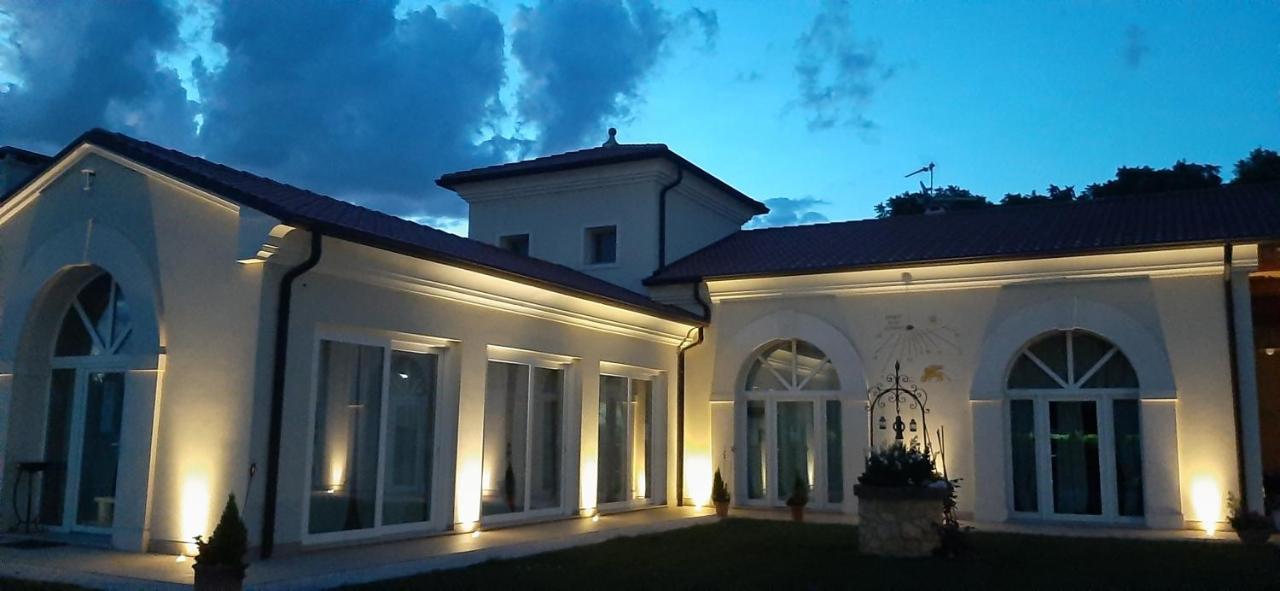 Poiana Maggiore B&B Borgo Arcadia מראה חיצוני תמונה