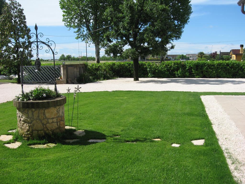 Poiana Maggiore B&B Borgo Arcadia מראה חיצוני תמונה